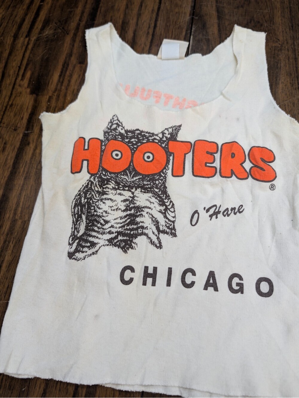 Hooters Chicago O'Hare Vintage Tank Top White USA Made Small